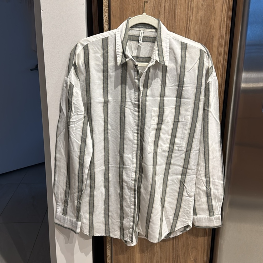 Oversized shirt